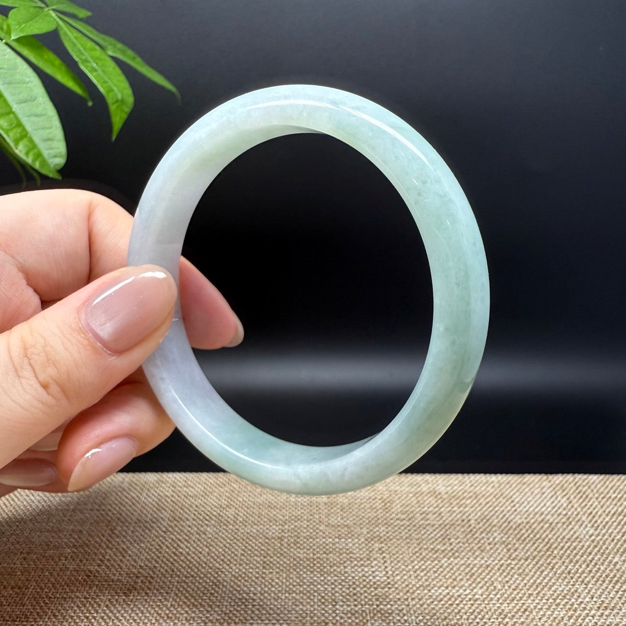 Genuine Burmese Green Jade Jadeite Bangle Bracelet ( 58.9mm )