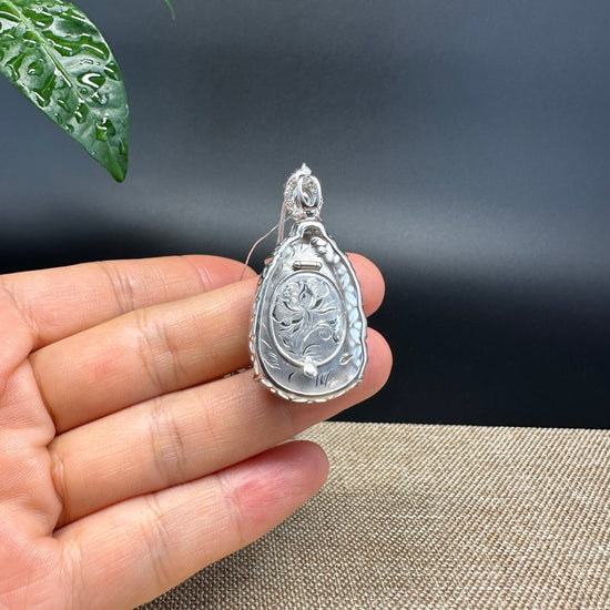 RealJade® Co. Genuine Burmese High Green Jadeite Jade Ru Yi Pendant with 18k Rose Gold Diamond Bail