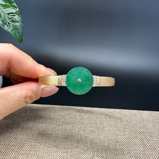 RealJade Luxury 18K Yellow Gold Genuine Imperial Green Jadeite Jade Bangle with Diamonds