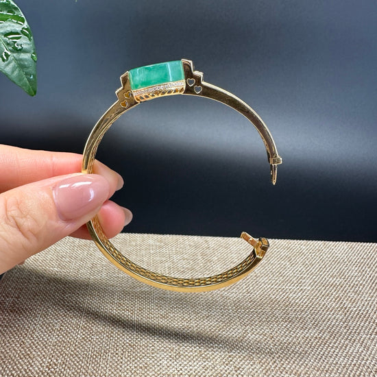 RealJade Luxury 18K Yellow Gold Genuine Imperial Green Jadeite Jade Bangle with Diamonds