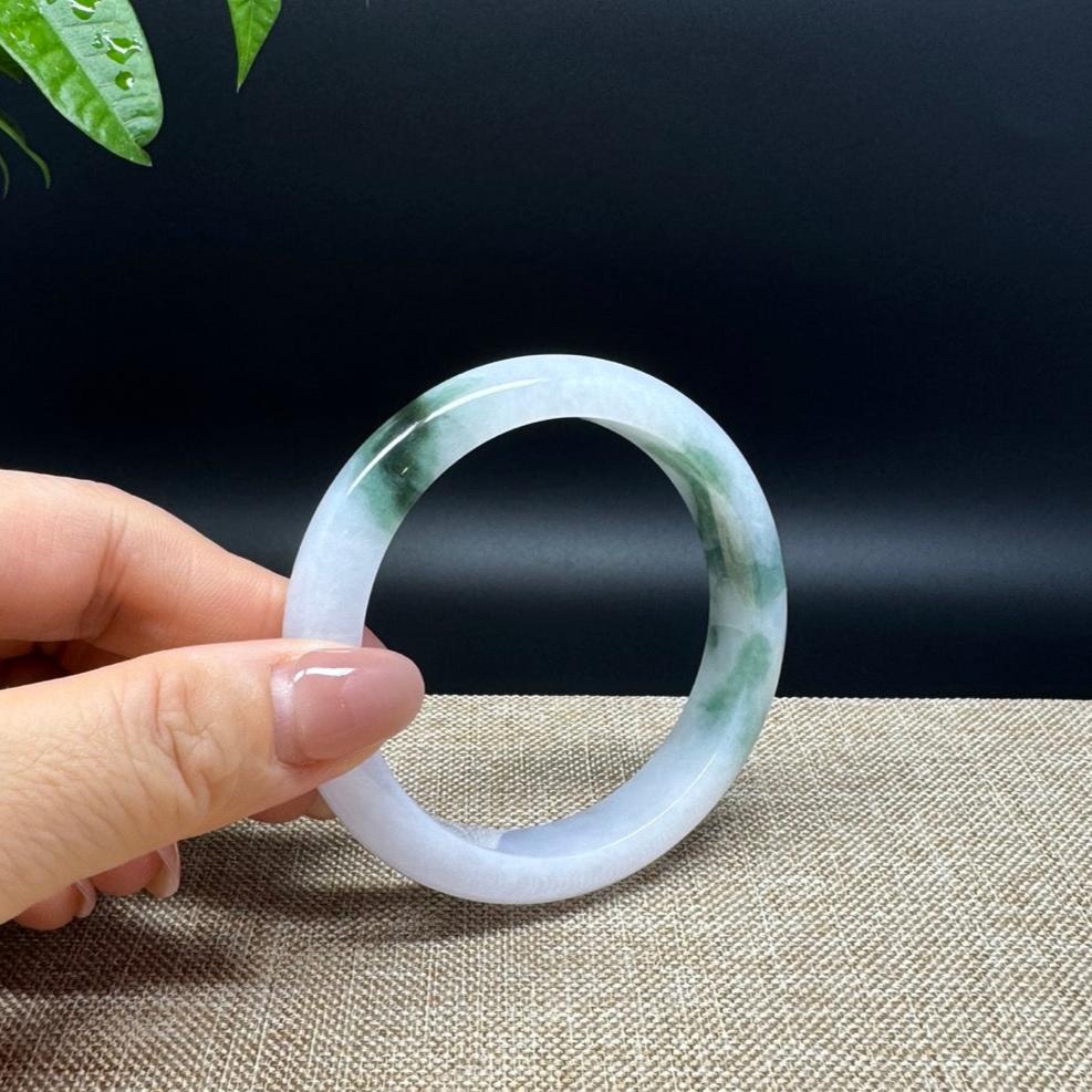 Genuine Burmese White Green Jade Jadeite Bangle Bracelet ( 56.6mm )