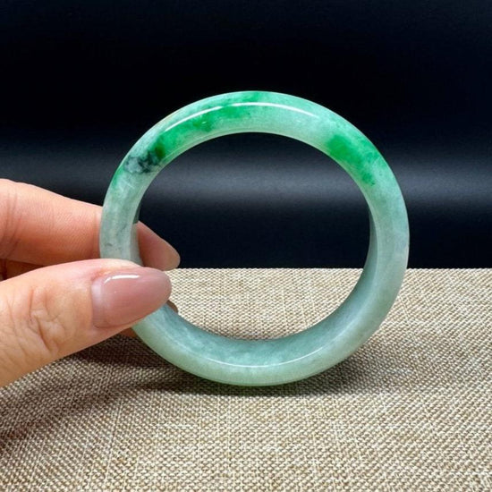 Genuine Burmese Green Jade Jadeite Bangle Bracelet ( 56.3mm )