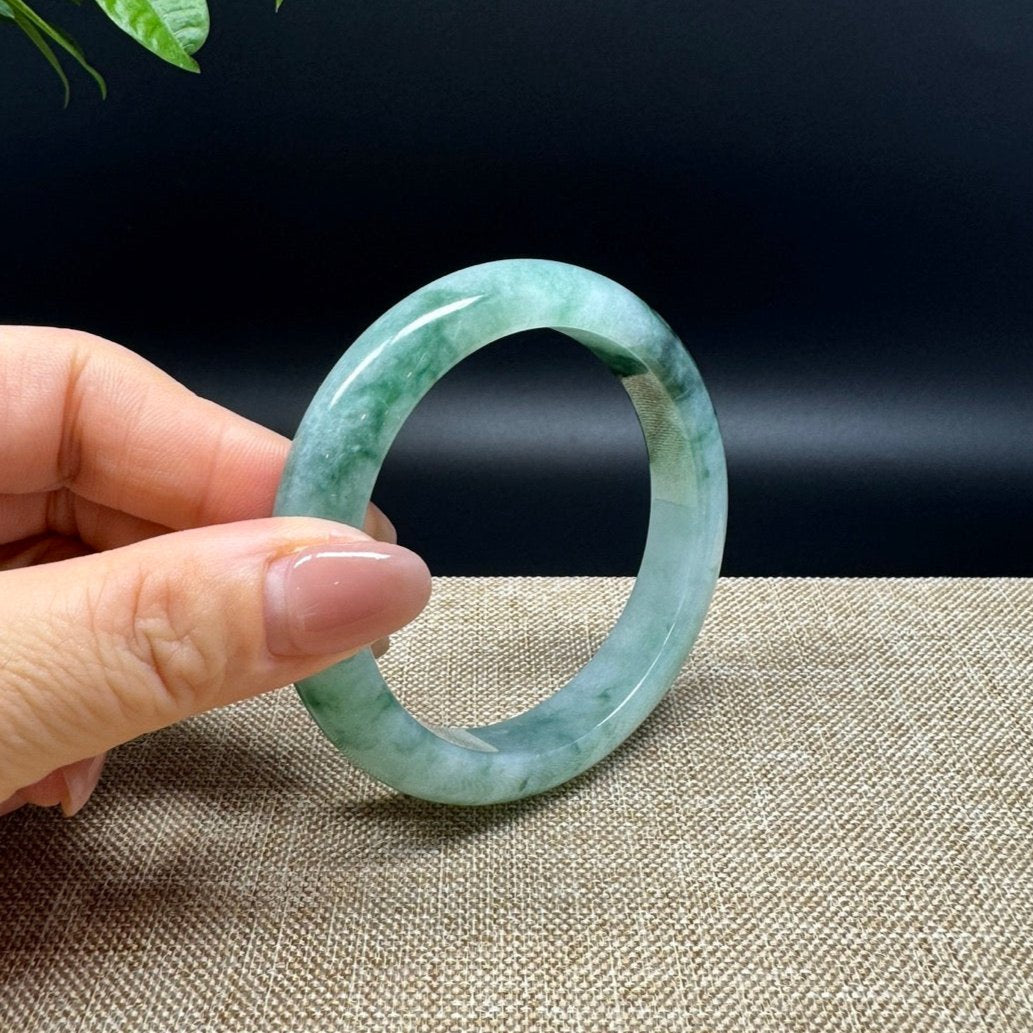 Genuine Burmese Green Jade Jadeite Bangle Bracelet ( 56.8mm )