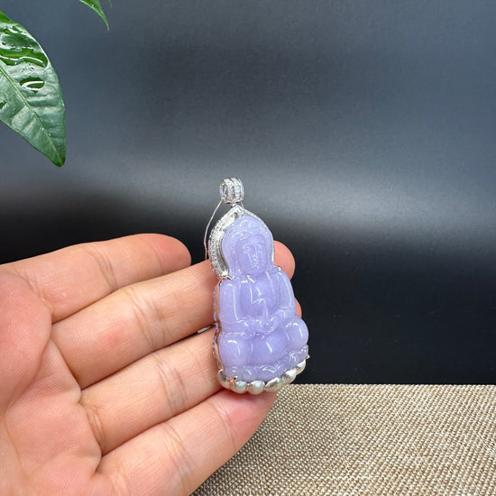 High-end 18K White Gold Burmese Lavender Jadeite Jade Guanyin Pendant with Diamond