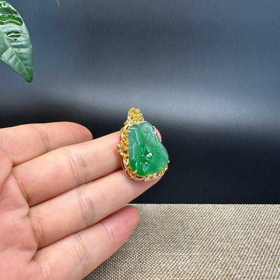 High-end 18K Yellow Gold Burmese Green Jadeite Jade Lotus Pendant with Diamond