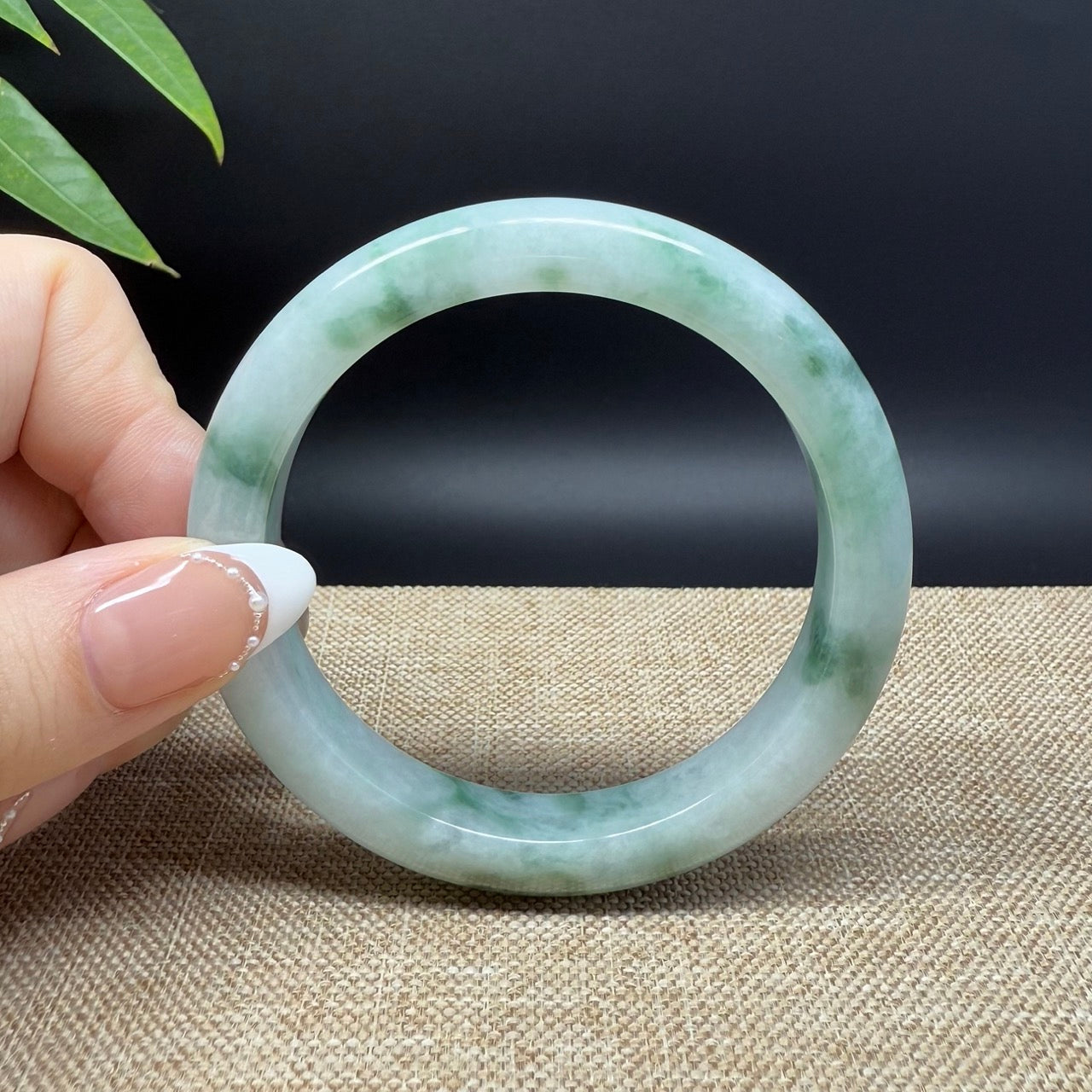 Genuine Burmese Green Jade Jadeite Bangle Bracelet ( 56mm )
