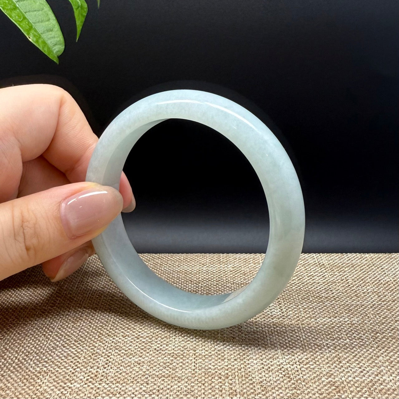 Genuine Burmese Green Jade Jadeite Bangle Bracelet ( 54.5mm )