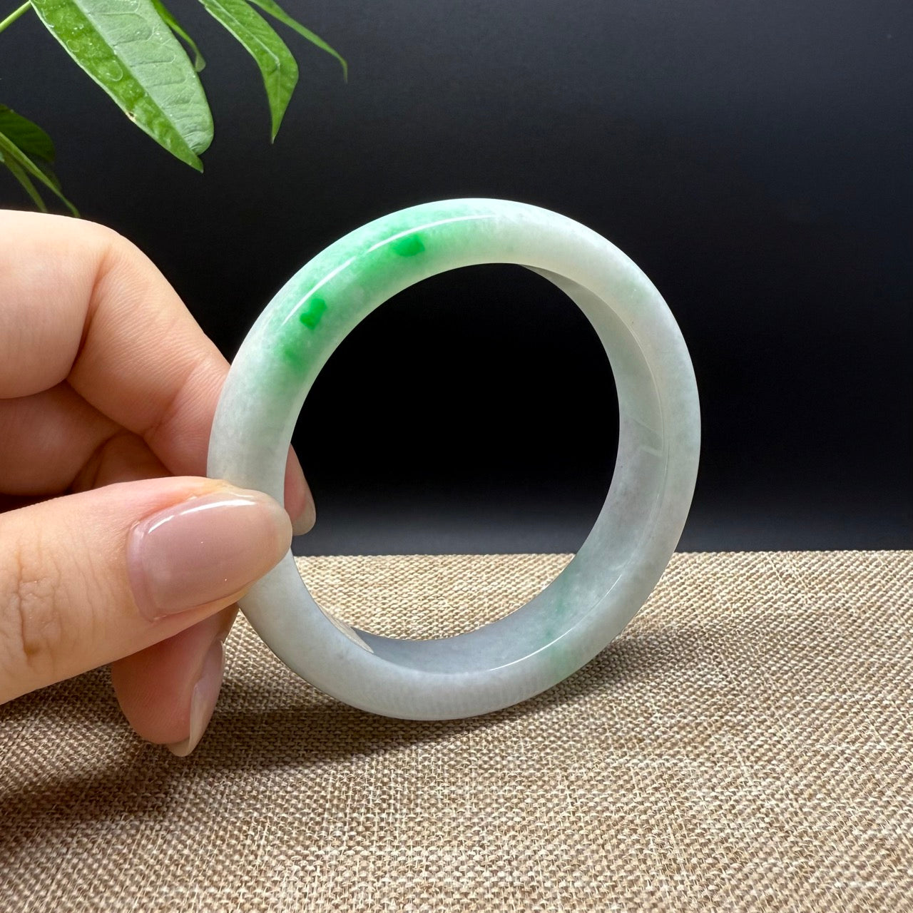 Genuine Burmese Green Jade Jadeite Bangle Bracelet ( 54.8mm )