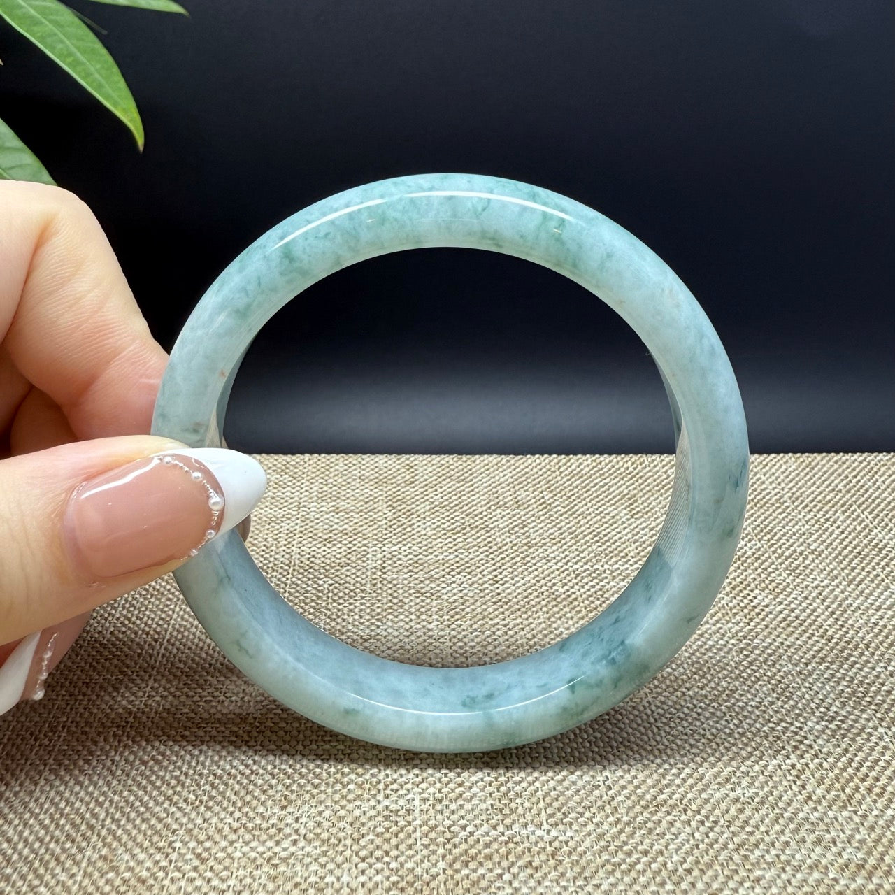 Genuine Burmese Green Jade Jadeite Bangle Bracelet ( 56.9mm )