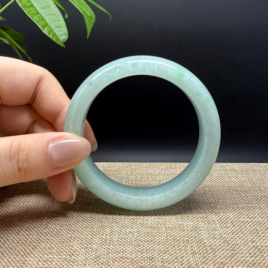 Genuine Burmese Green Jade Jadeite Bangle Bracelet ( 55.1mm )