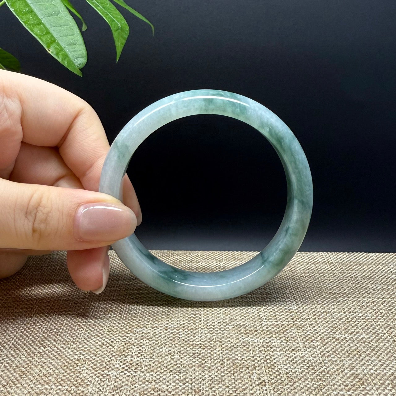 Genuine Burmese Green Jade Jadeite Bangle Bracelet ( 55.6mm )