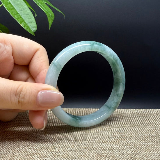 Genuine Burmese Green Jade Jadeite Bangle Bracelet ( 55.6mm )