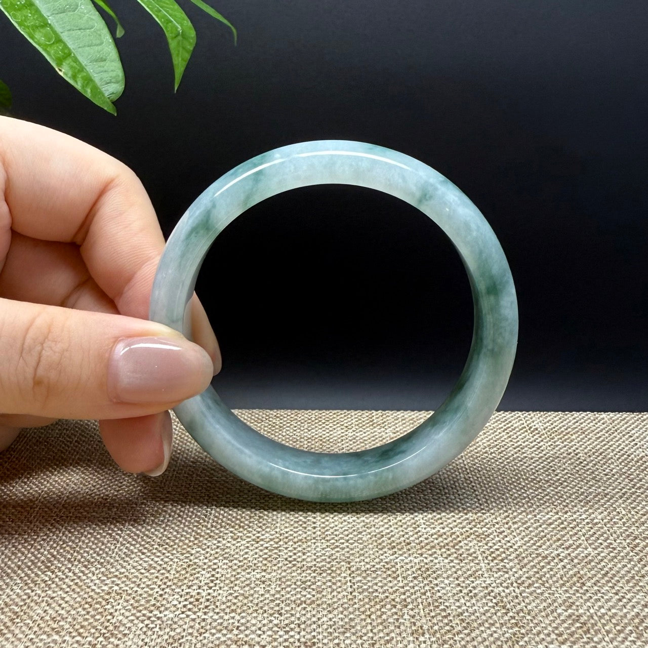 Genuine Burmese Green Jade Jadeite Bangle Bracelet ( 55.6mm )