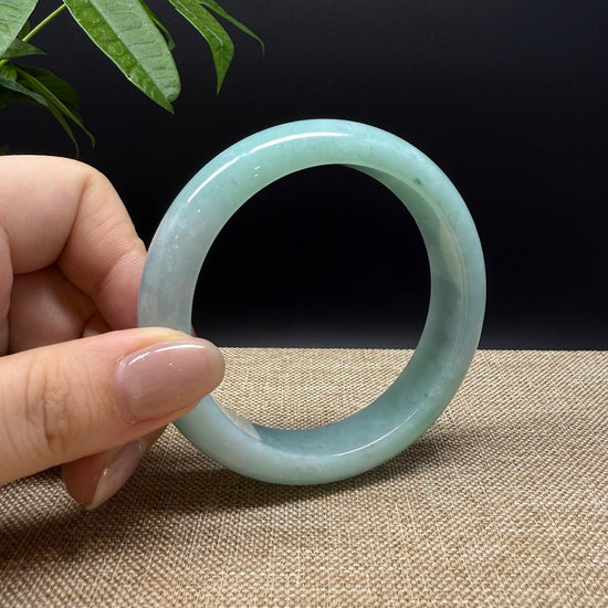 Genuine Burmese Green Jade Jadeite Bangle Bracelet ( 58.2mm )