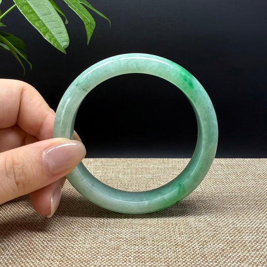 Genuine Burmese Green Jade Jadeite Bangle Bracelet ( 59.4mm )