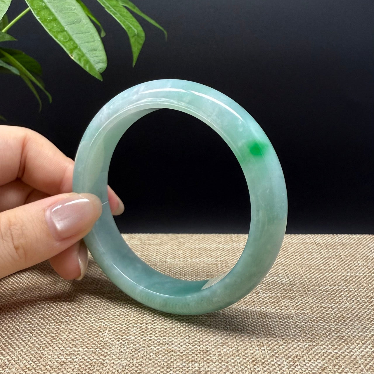 Genuine Burmese Green Jade Jadeite Bangle Bracelet ( 59.1mm )