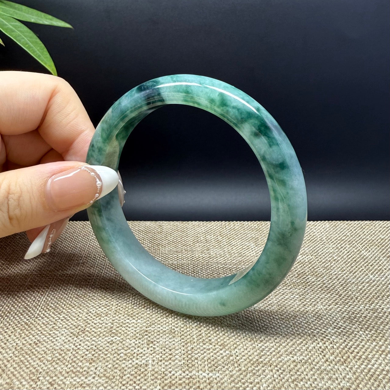 Genuine Burmese Green Jade Jadeite Bangle Bracelet ( 57mm )