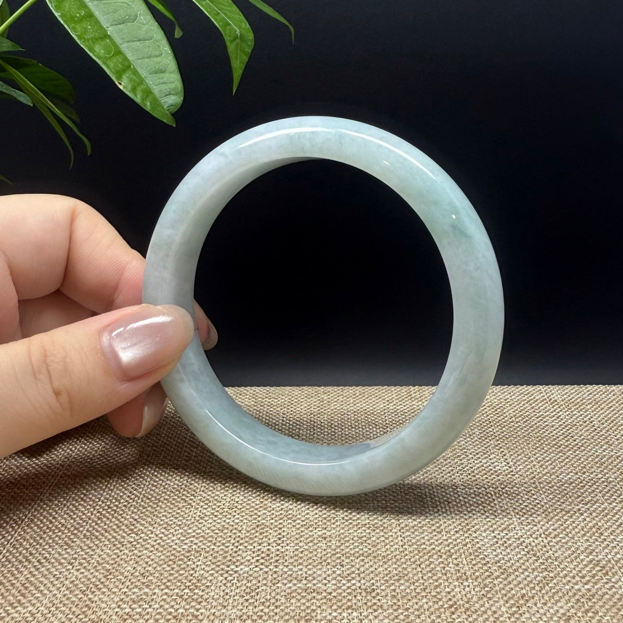 Genuine Burmese Green Jade Jadeite Bangle Bracelet ( 60.7mm )