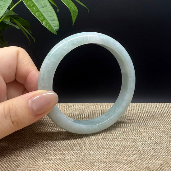 Genuine Burmese Green Jade Jadeite Bangle Bracelet ( 60.7mm )