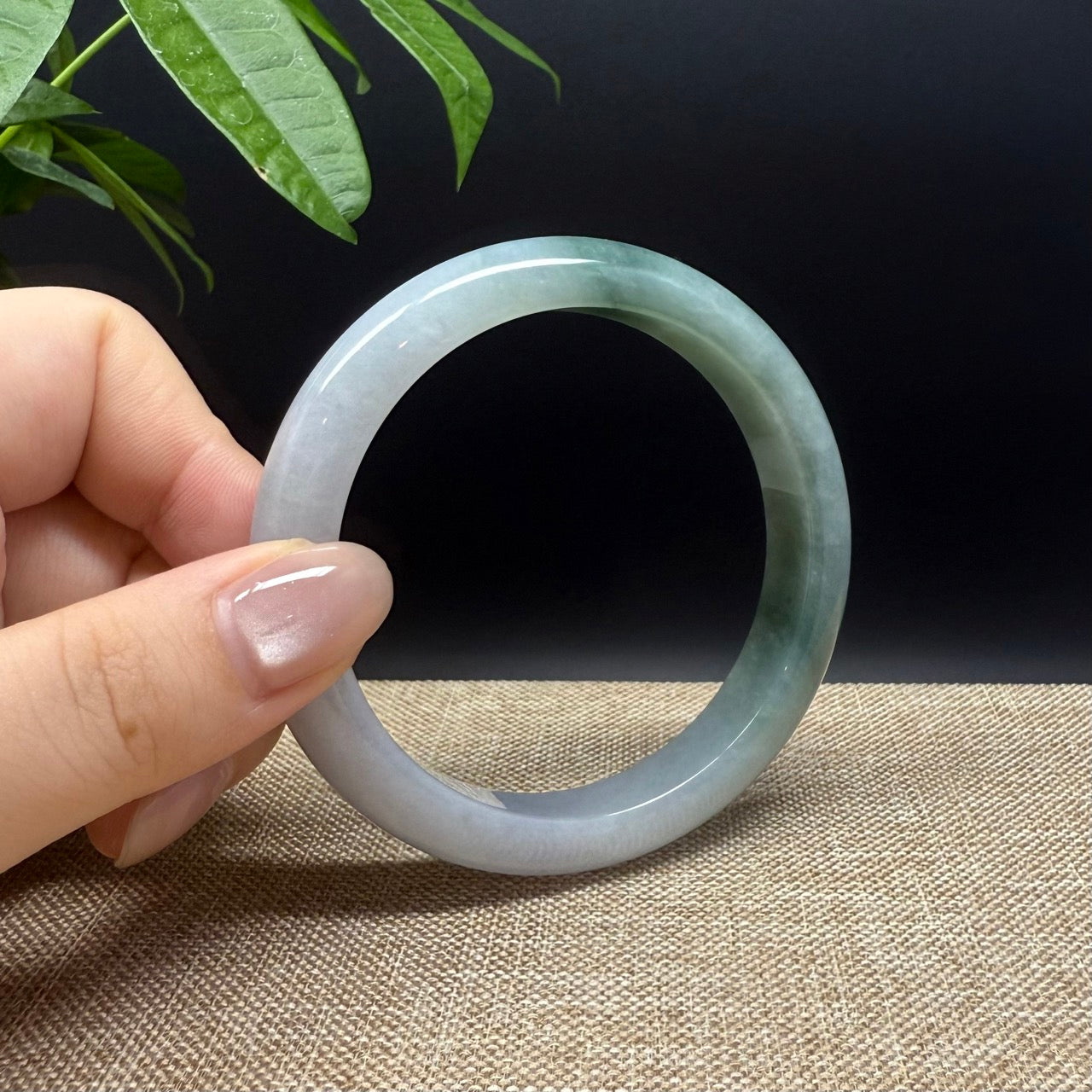 High Genuine Burmese Lavender Jade Jadeite Bangle Bracelet ( 60.2mm )