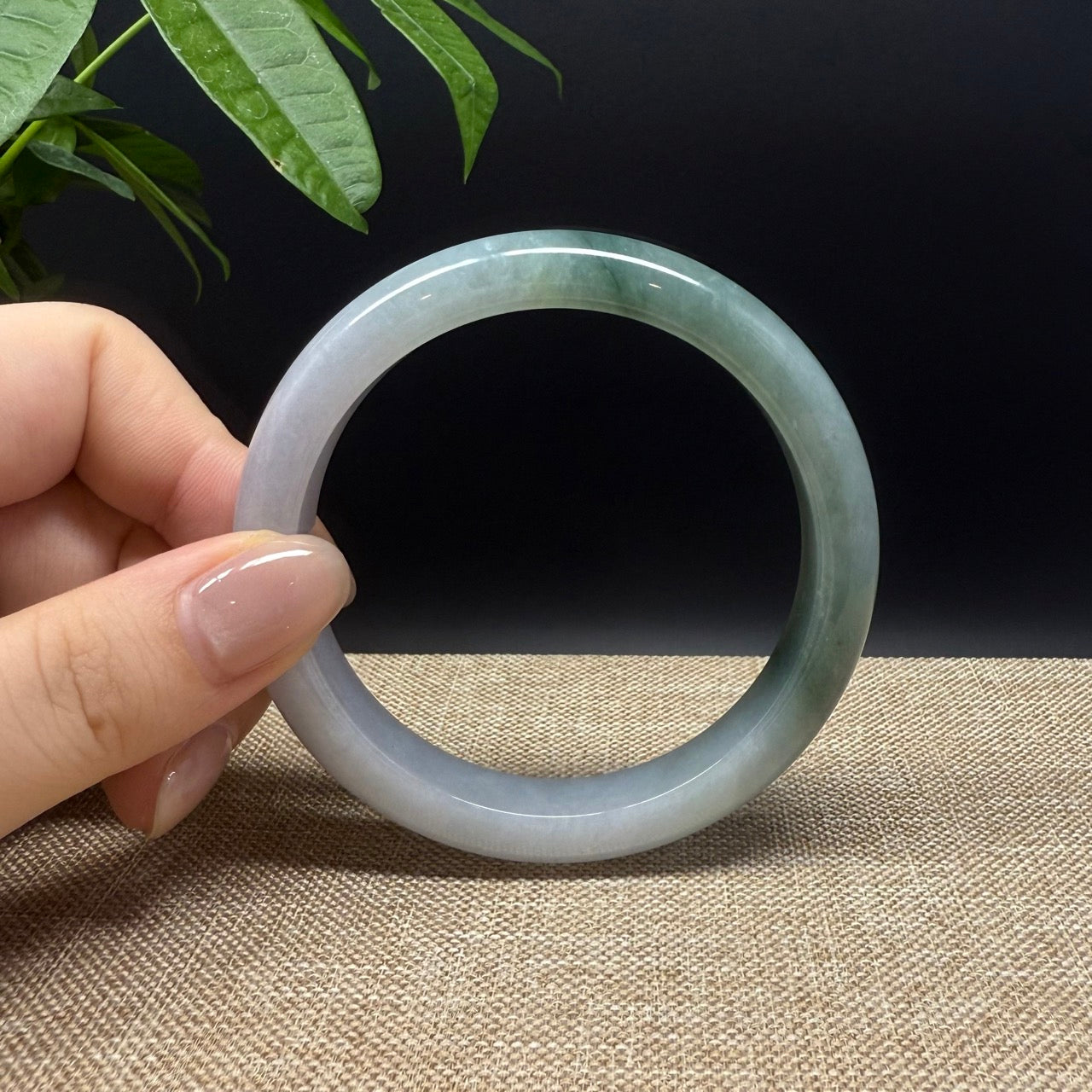 High Genuine Burmese Lavender Jade Jadeite Bangle Bracelet ( 60.2mm )