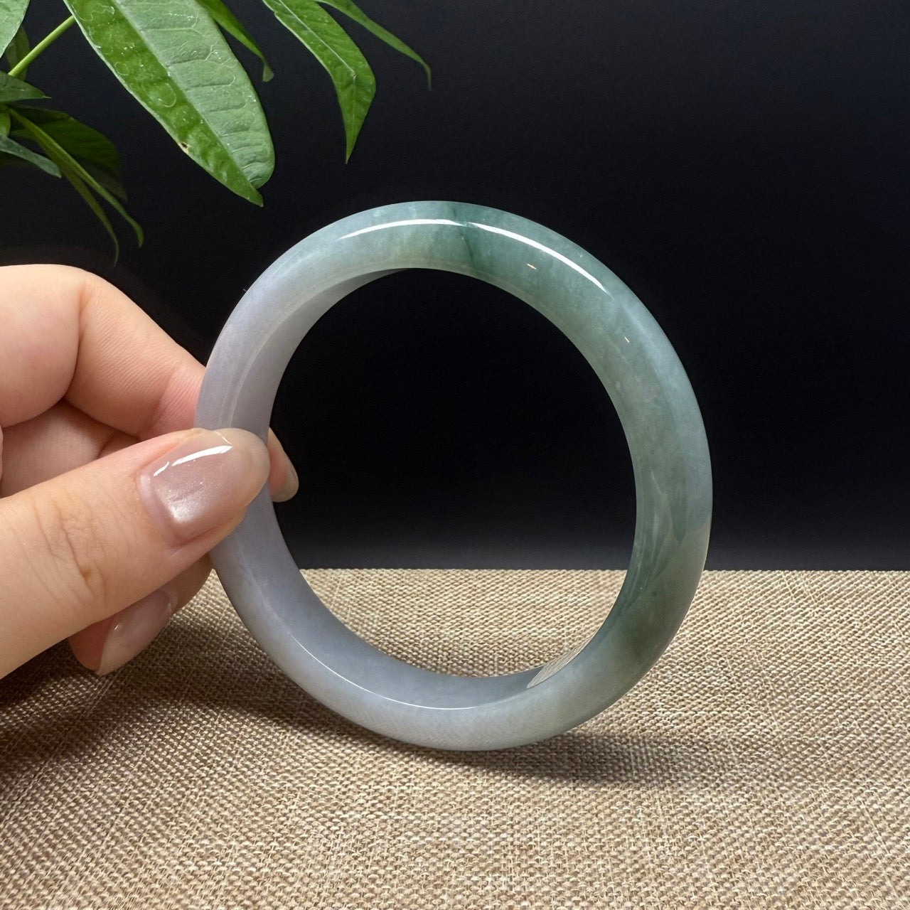 High Genuine Burmese Lavender Jade Jadeite Bangle Bracelet ( 60.2mm )