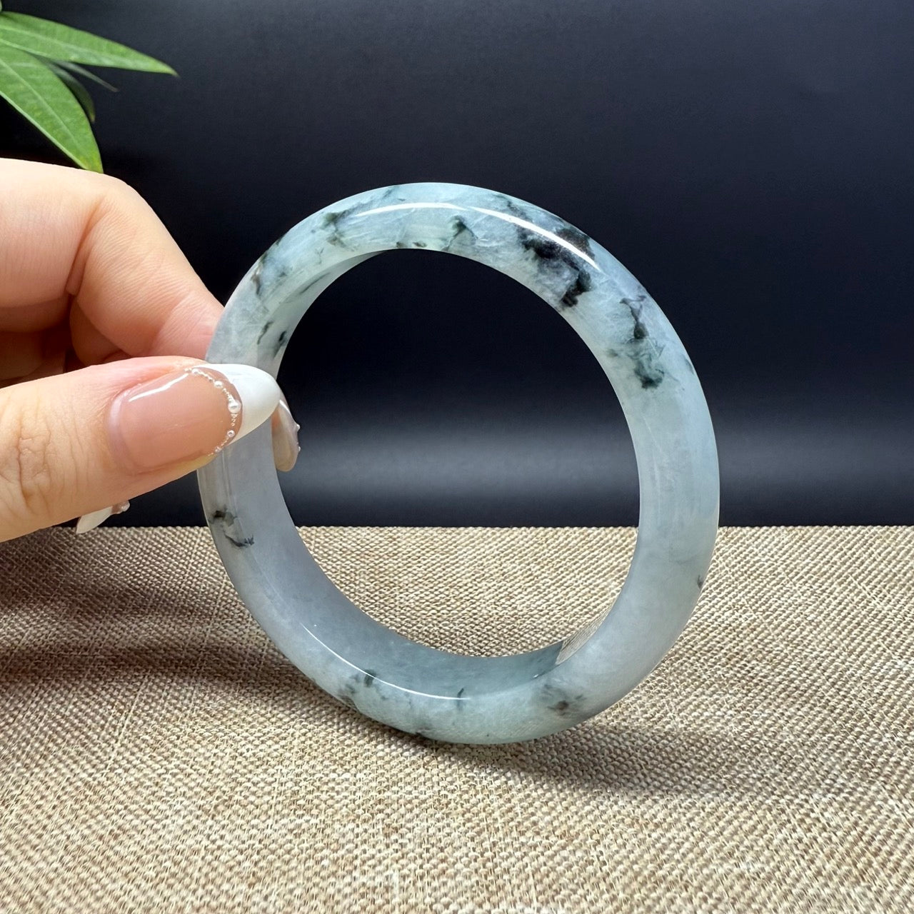 Genuine Burmese Green Jade Jadeite Bangle Bracelet ( 57.7mm )