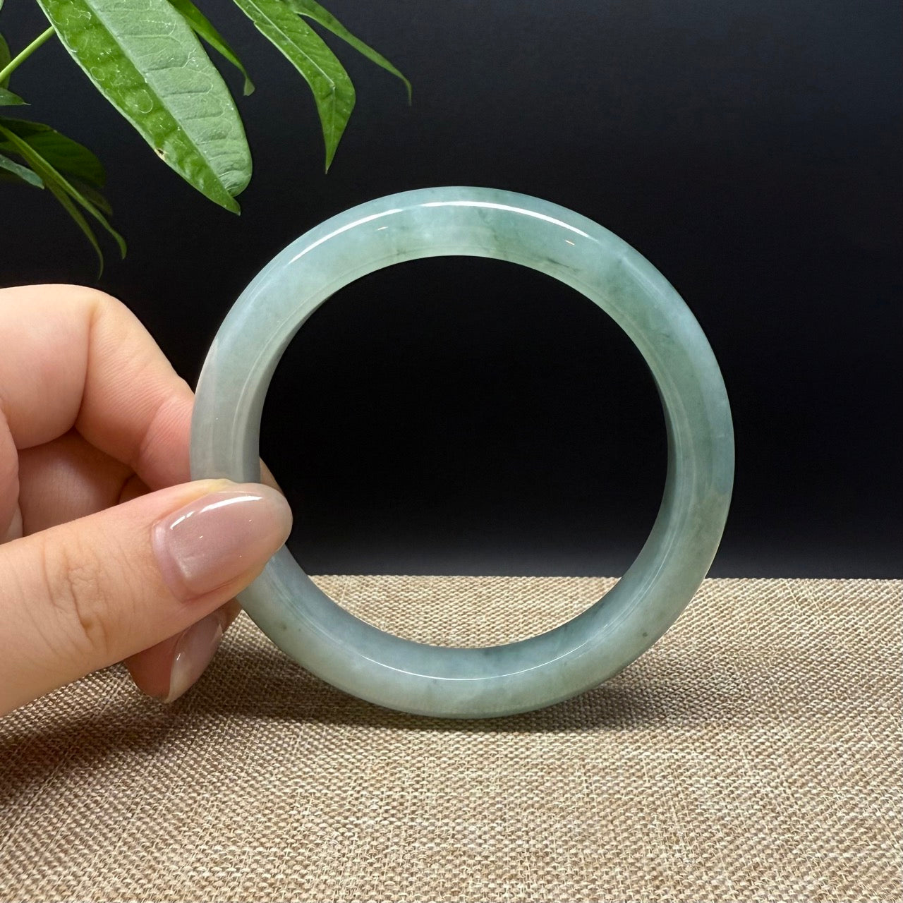 Genuine Burmese Green Jade Jadeite Bangle Bracelet ( 60.7mm )