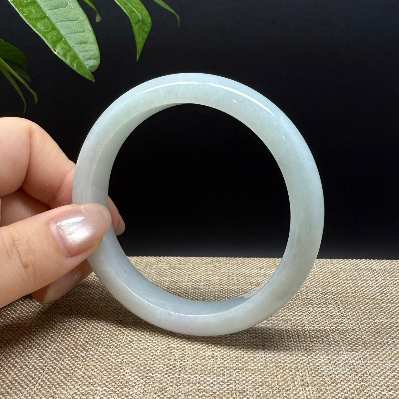 Genuine Burmese Green Jade Jadeite Bangle Bracelet ( 60.5mm )