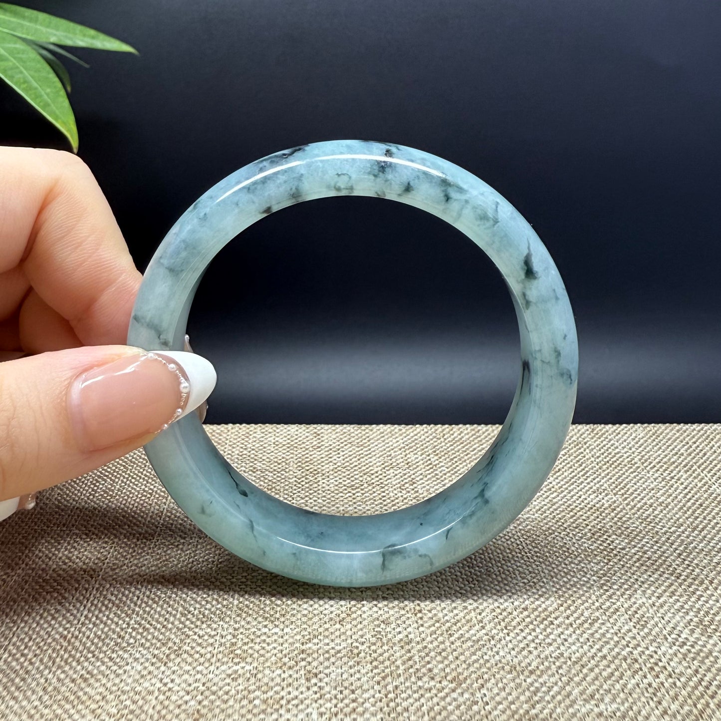 Genuine Burmese Green Jade Jadeite Bangle Bracelet ( 57.7mm )
