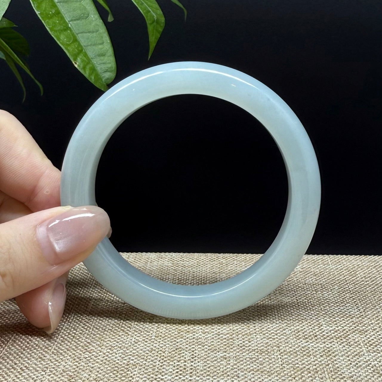 Genuine Burmese Green Jade Jadeite Bangle Bracelet ( 56.6mm )