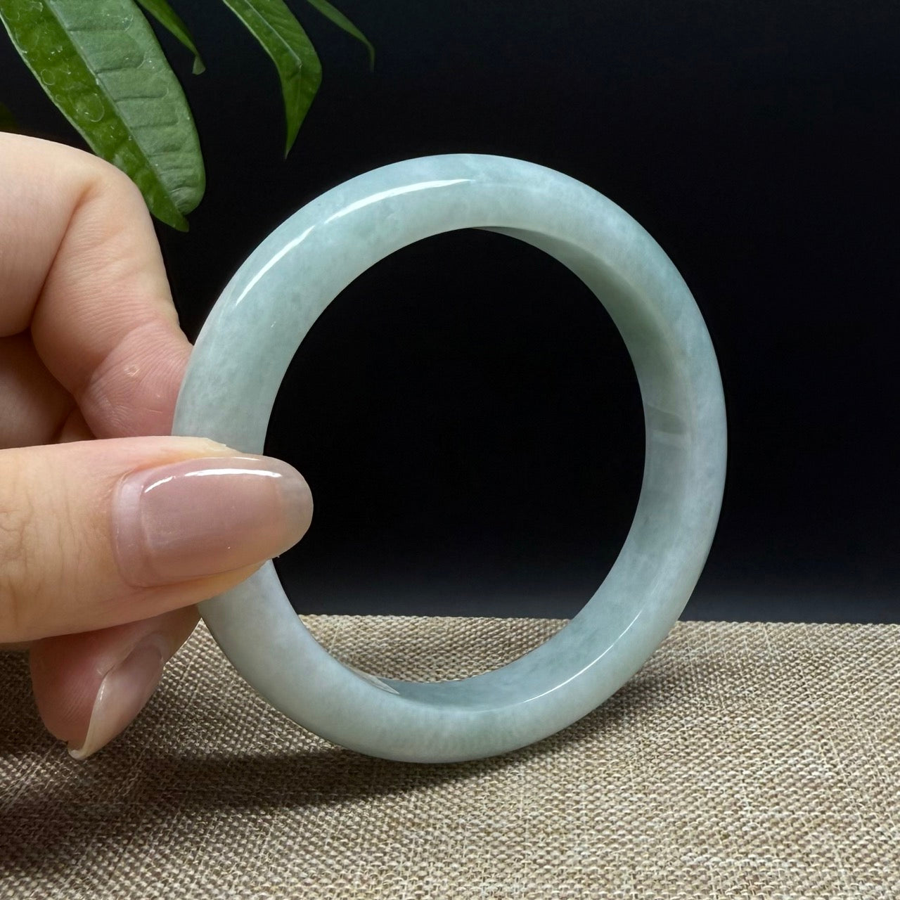 Genuine Burmese Green Jade Jadeite Bangle Bracelet ( 57.7mm )