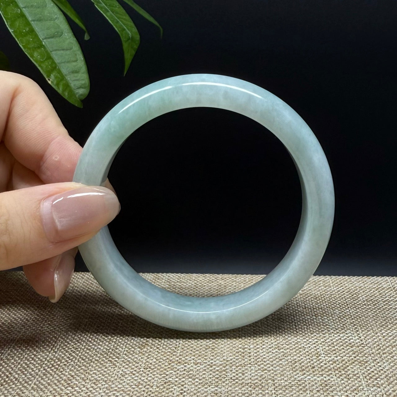 Genuine Burmese Green Jade Jadeite Bangle Bracelet ( 57.7mm )