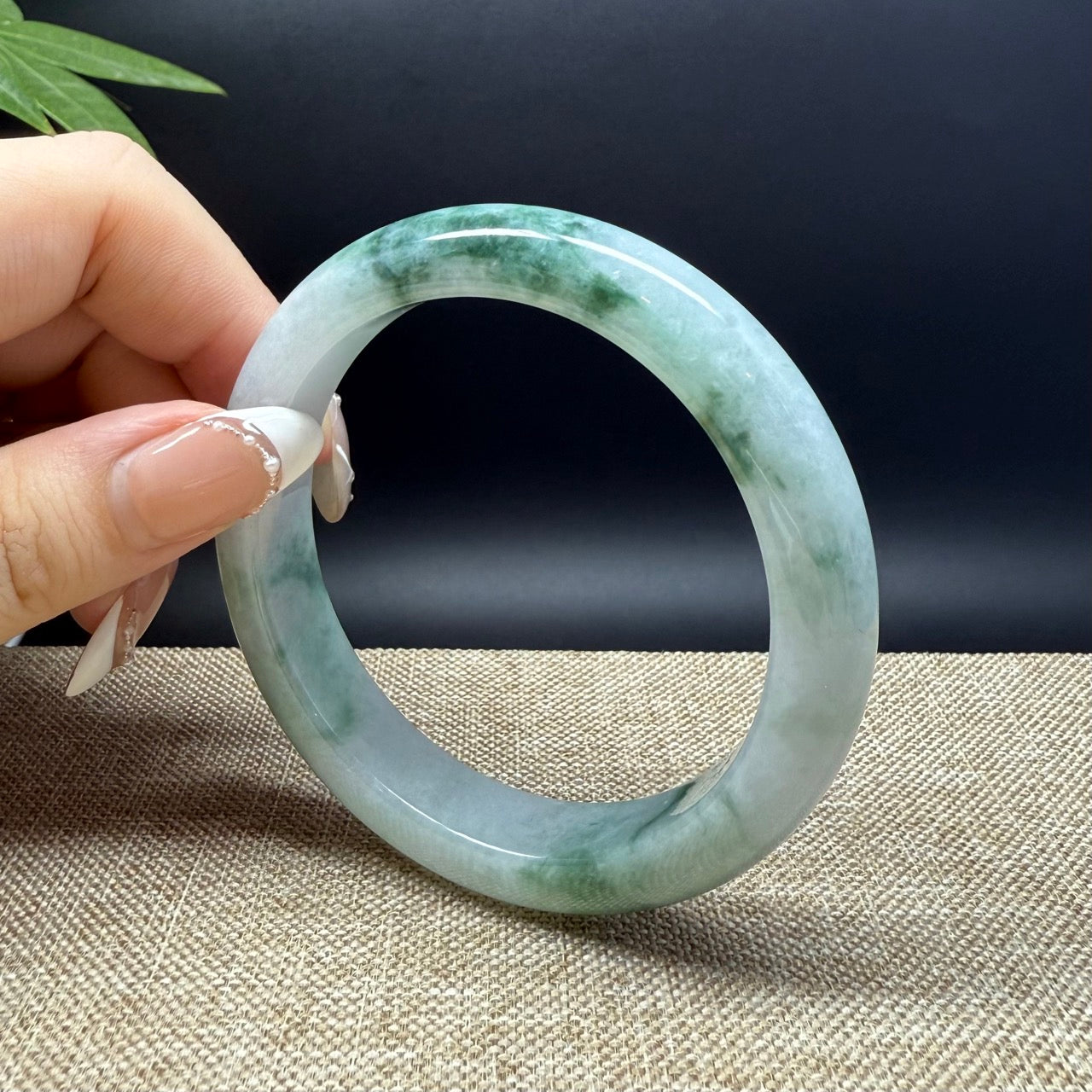 Genuine Burmese Green Jade Jadeite Bangle Bracelet ( 59mm)