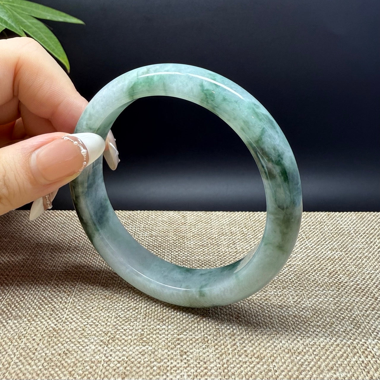 Genuine Burmese Green Jade Jadeite Bangle Bracelet ( 59mm )