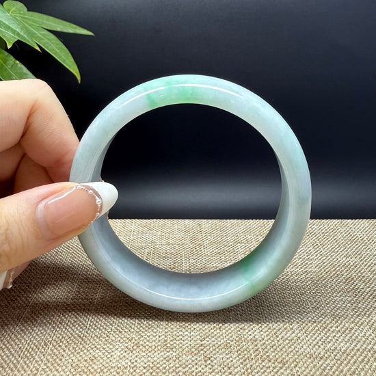 Genuine Burmese Green Jade Jadeite Bangle Bracelet ( 59.8mm )