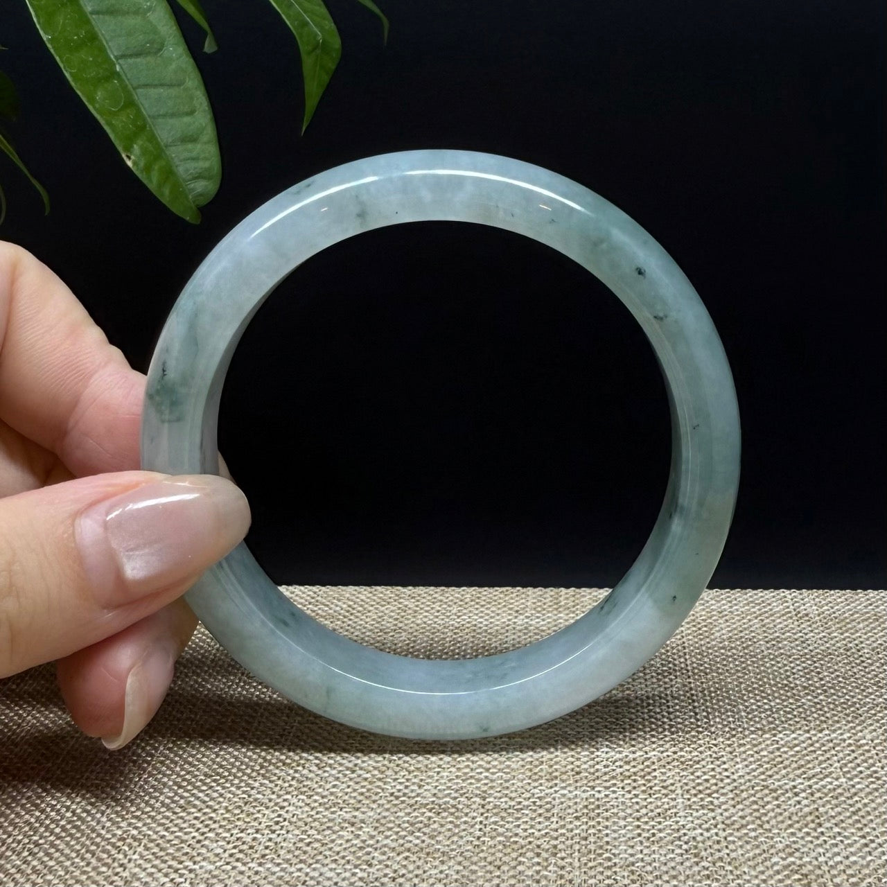 Genuine Burmese Green Jade Jadeite Bangle Bracelet ( 57.3mm )