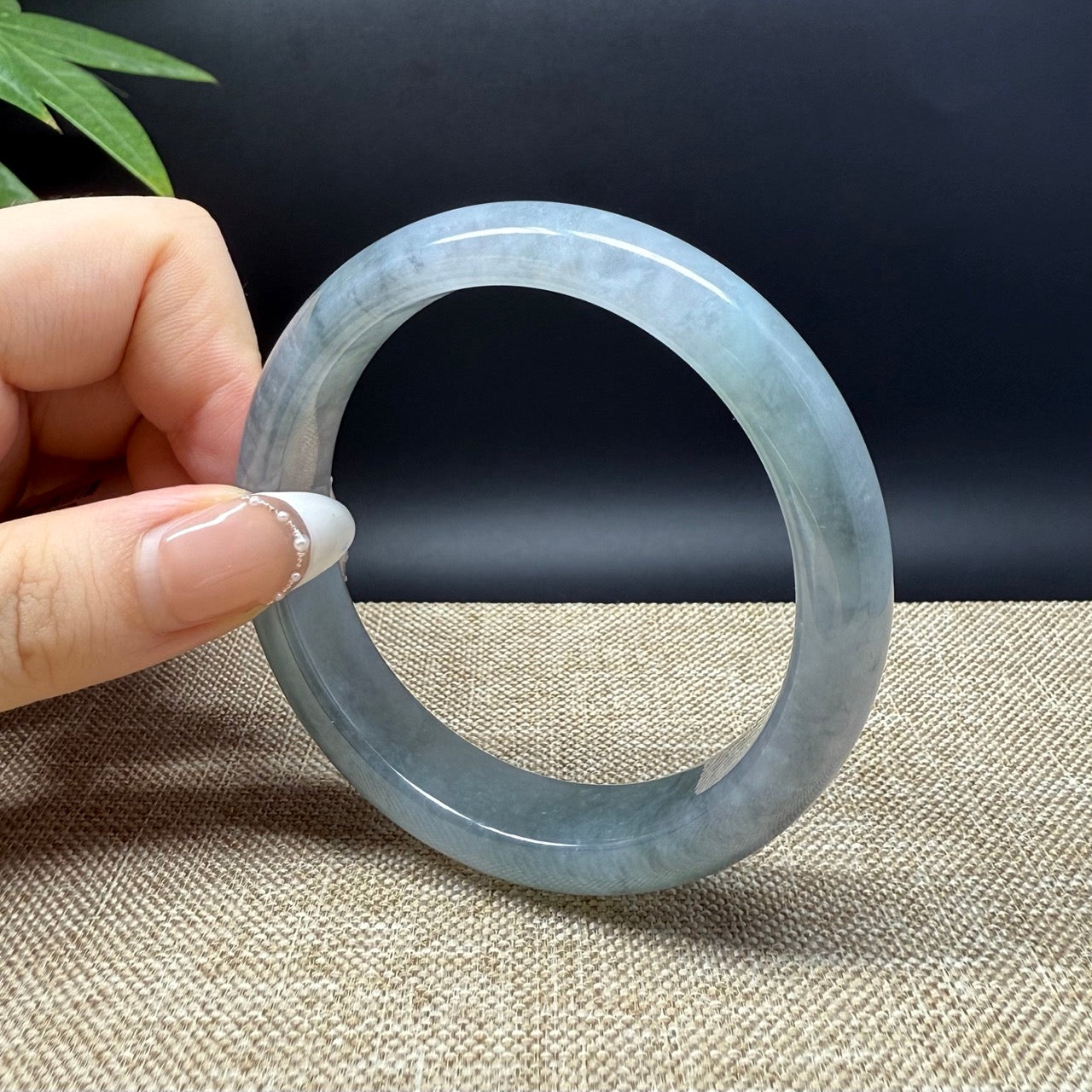 Genuine Burmese Icy Green Black Jade Jadeite Bangle Bracelet ( 58.5mm )