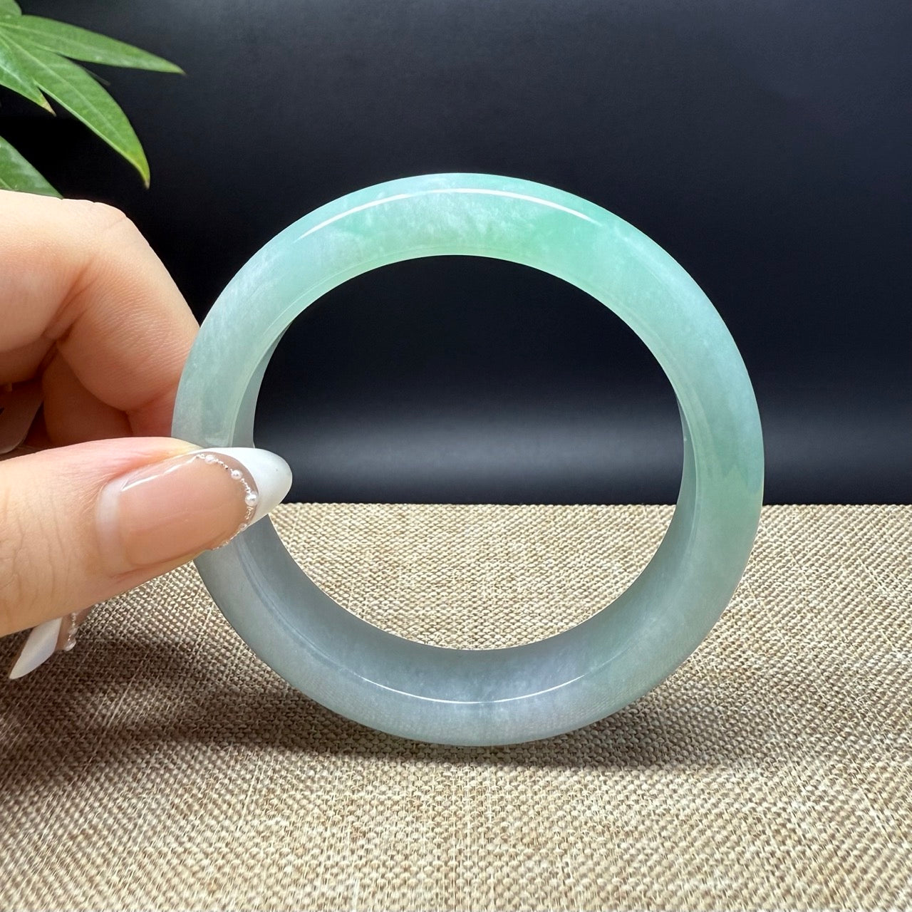 Genuine Burmese Green Jade Jadeite Bangle Bracelet ( 57.4mm )
