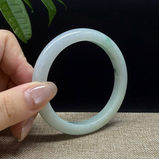 Genuine Burmese Green Jade Jadeite Bangle Bracelet ( 54.6mm )