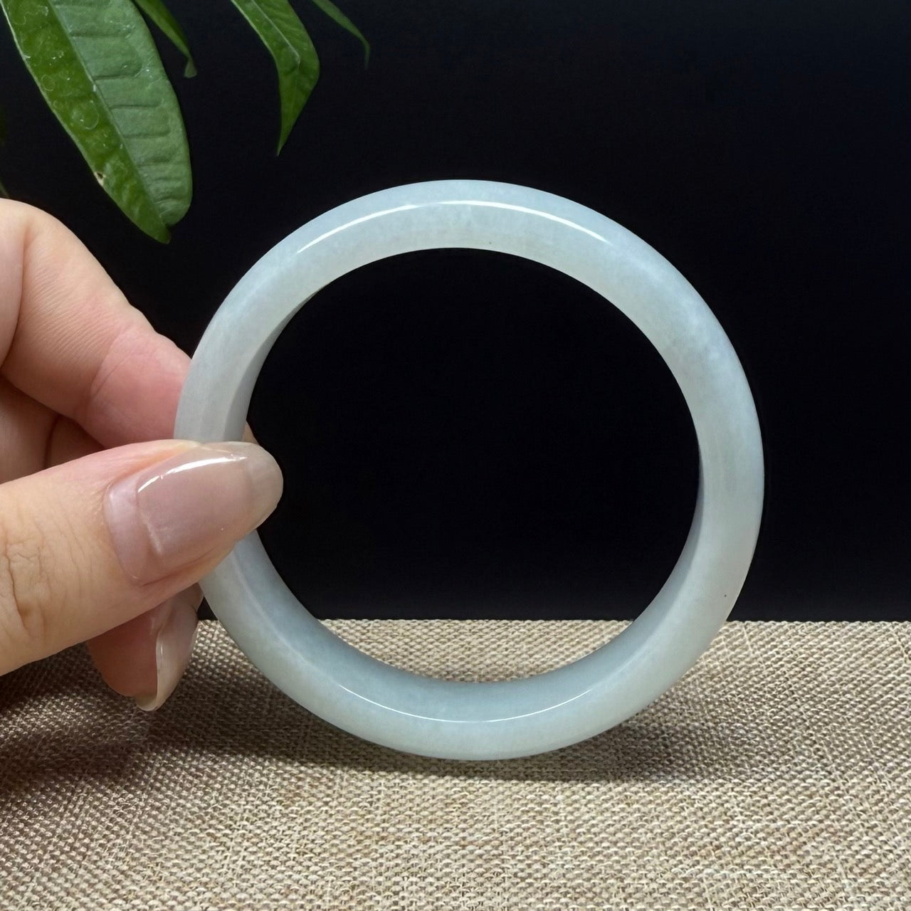 Genuine Burmese Green Jade Jadeite Bangle Bracelet ( 54.5mm )