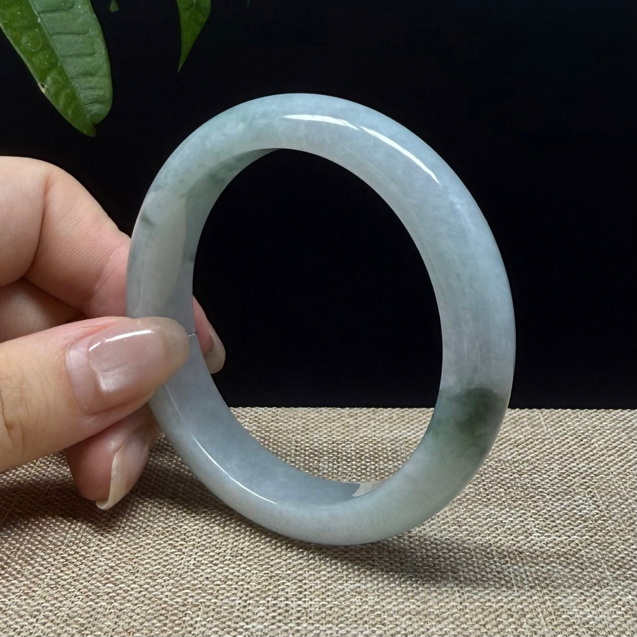 Genuine Burmese Green Jade Jadeite Bangle Bracelet ( 54.5mm )