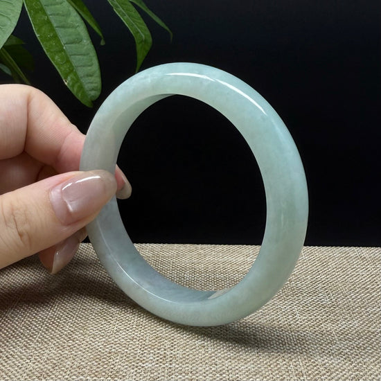 Genuine Burmese Green Jade Jadeite Bangle Bracelet ( 58.4mm )