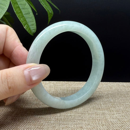 Genuine Burmese Green Jade Jadeite Bangle Bracelet ( 58.4mm )