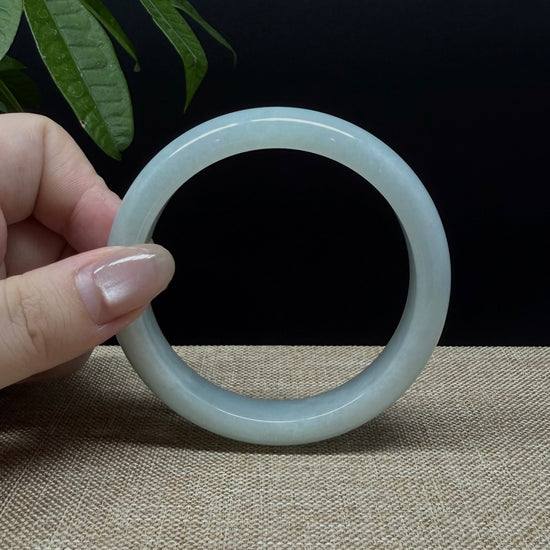 Genuine Burmese Green Jade Jadeite Bangle Bracelet ( 58.5mm )