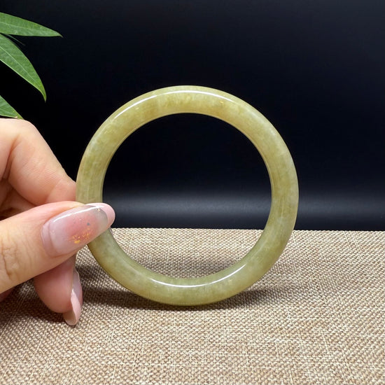 Genuine Burmese Yellow Green Jade Jadeite Bangle Bracelet ( 54.5mm )