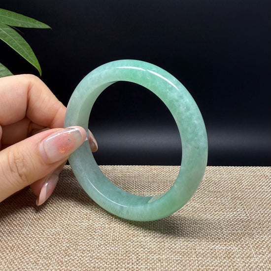 Genuine Burmese Green Jade Jadeite Bangle Bracelet ( 54.5mm )