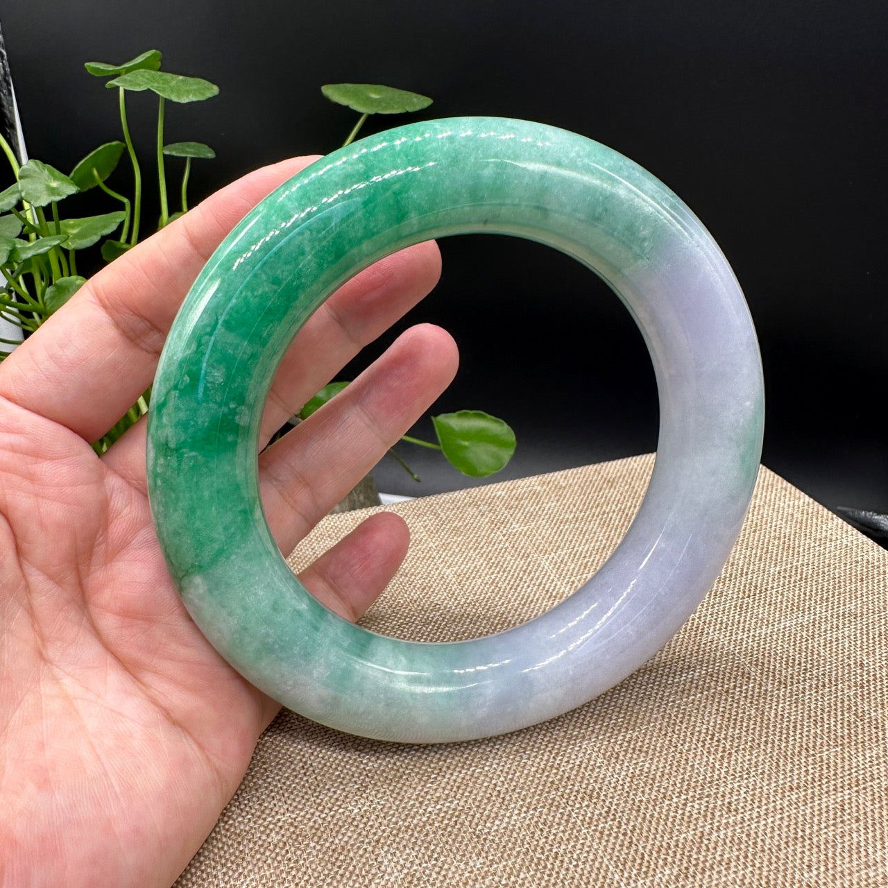 Jade Bangle Bracelet for Women Retro Chinese Style Natural Green Jade Bangle  (2.08-2.56In) G001, 64mm/2.52'', Stone, calcite price in UAE | Amazon UAE |  kanbkam