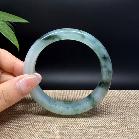 Genuine Burmese Icy Green Jade Jadeite Bangle Bracelet ( 59.7mm )