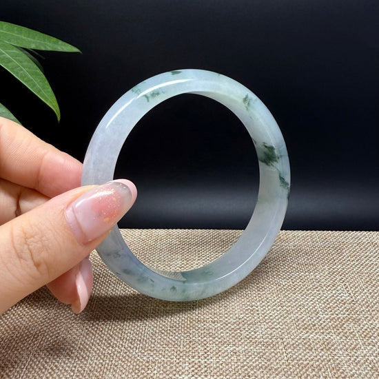 Genuine Burmese Icy Green Jade Jadeite Bangle Bracelet ( 61.7mm )